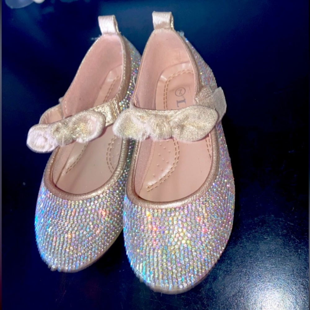 Sparkly dress shoes